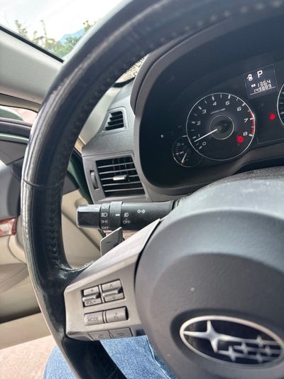 2011 Subaru Outback 2.5i Limited Pwr Moon
