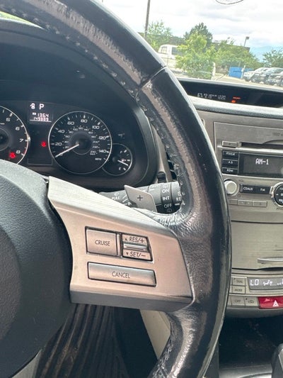 2011 Subaru Outback 2.5i Limited Pwr Moon