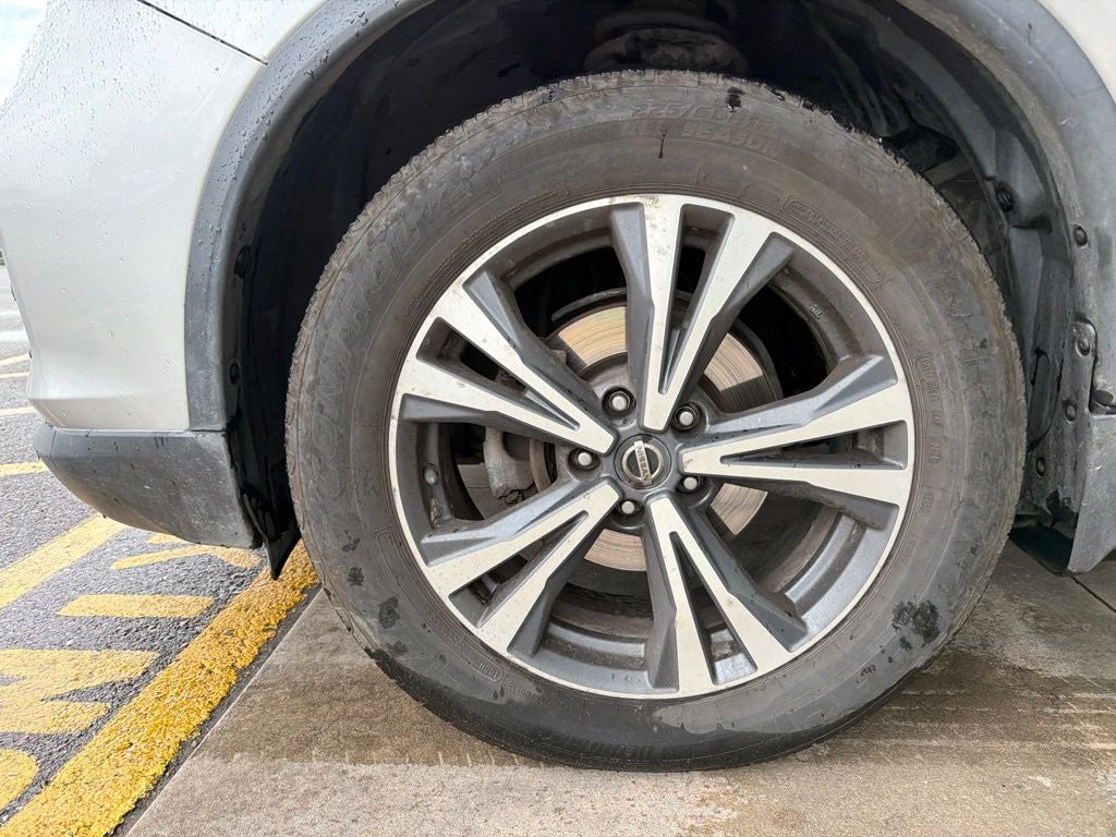 2017 Nissan Rogue SL