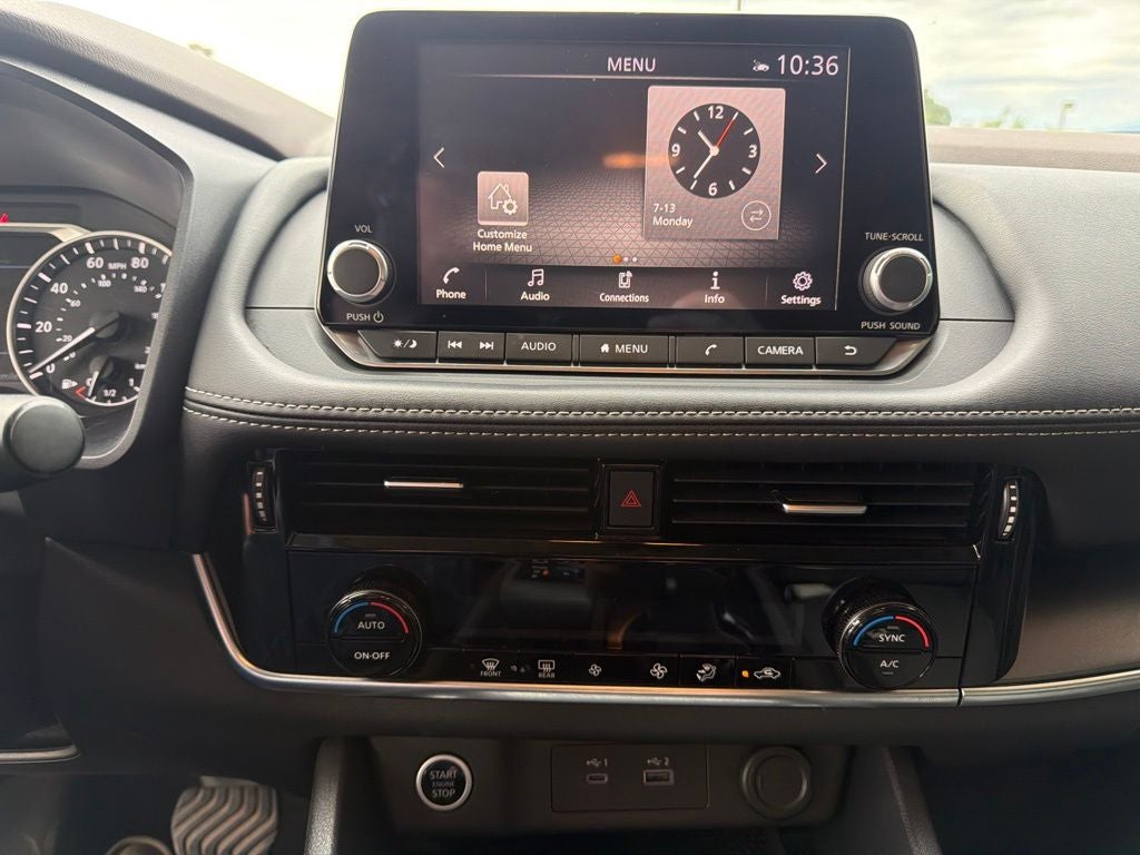 2022 Nissan Rogue SV
