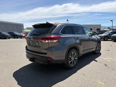 2018 Toyota Highlander SE
