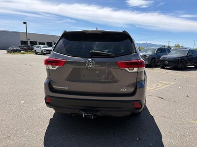2018 Toyota Highlander SE
