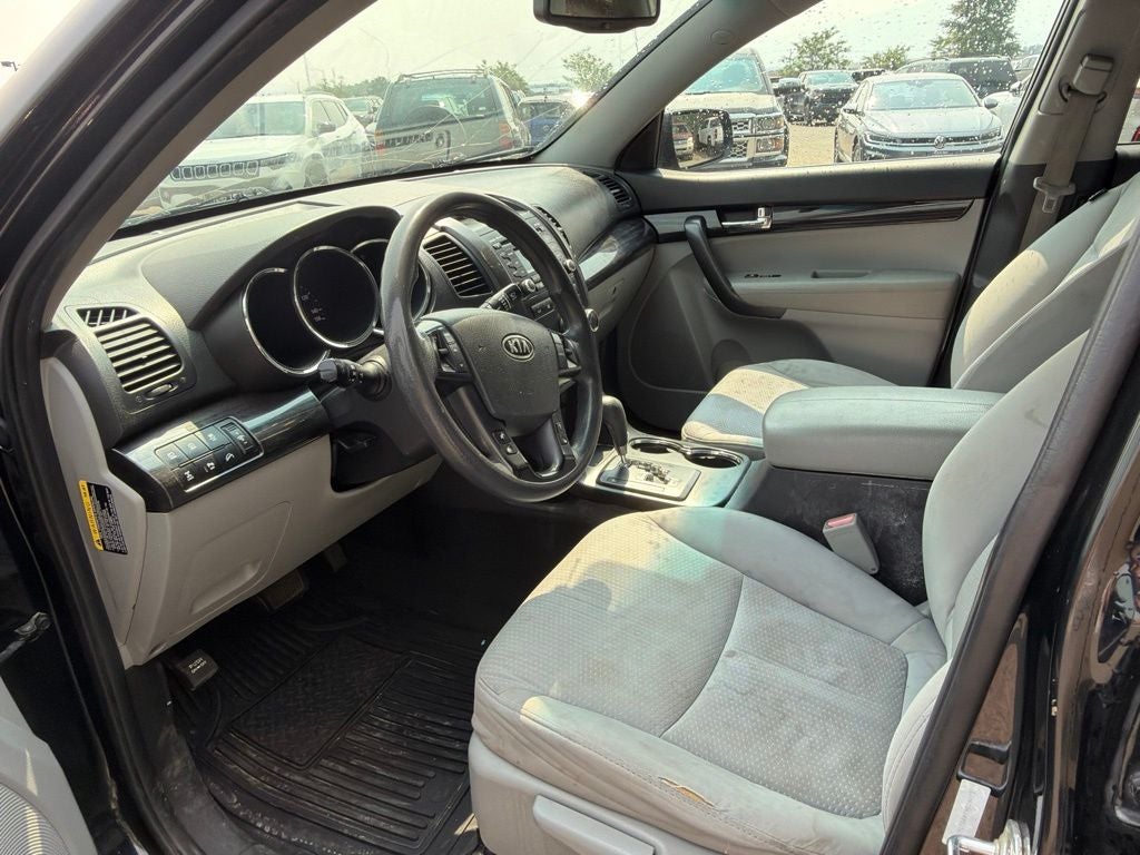 2011 Kia Sorento LX