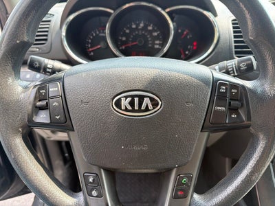 2011 Kia Sorento LX