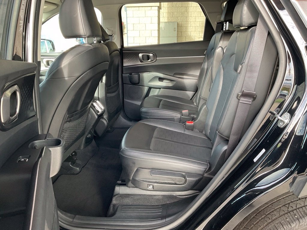 2025 Kia Sorento EX