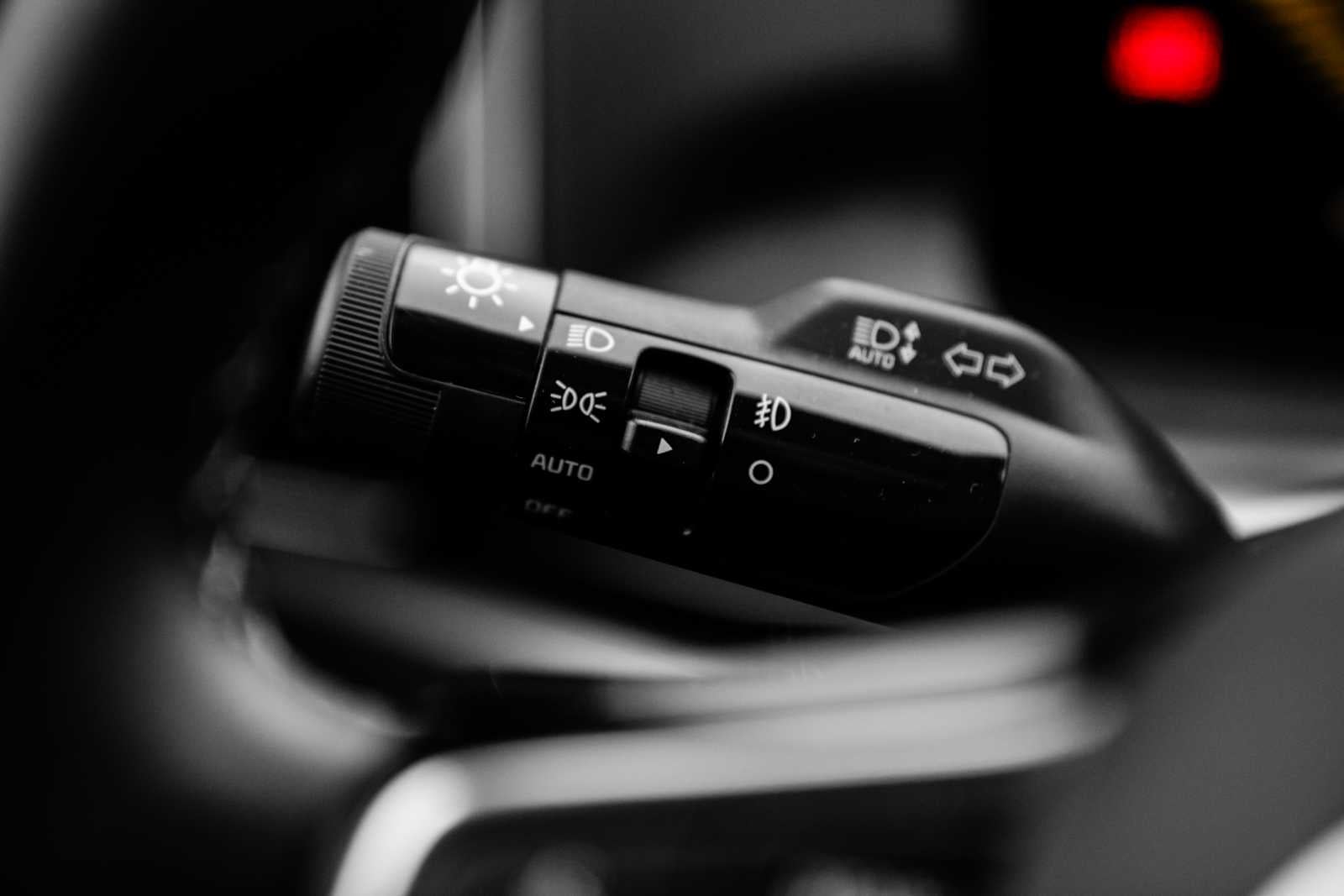 2025 Kia Sorento X-Line EX