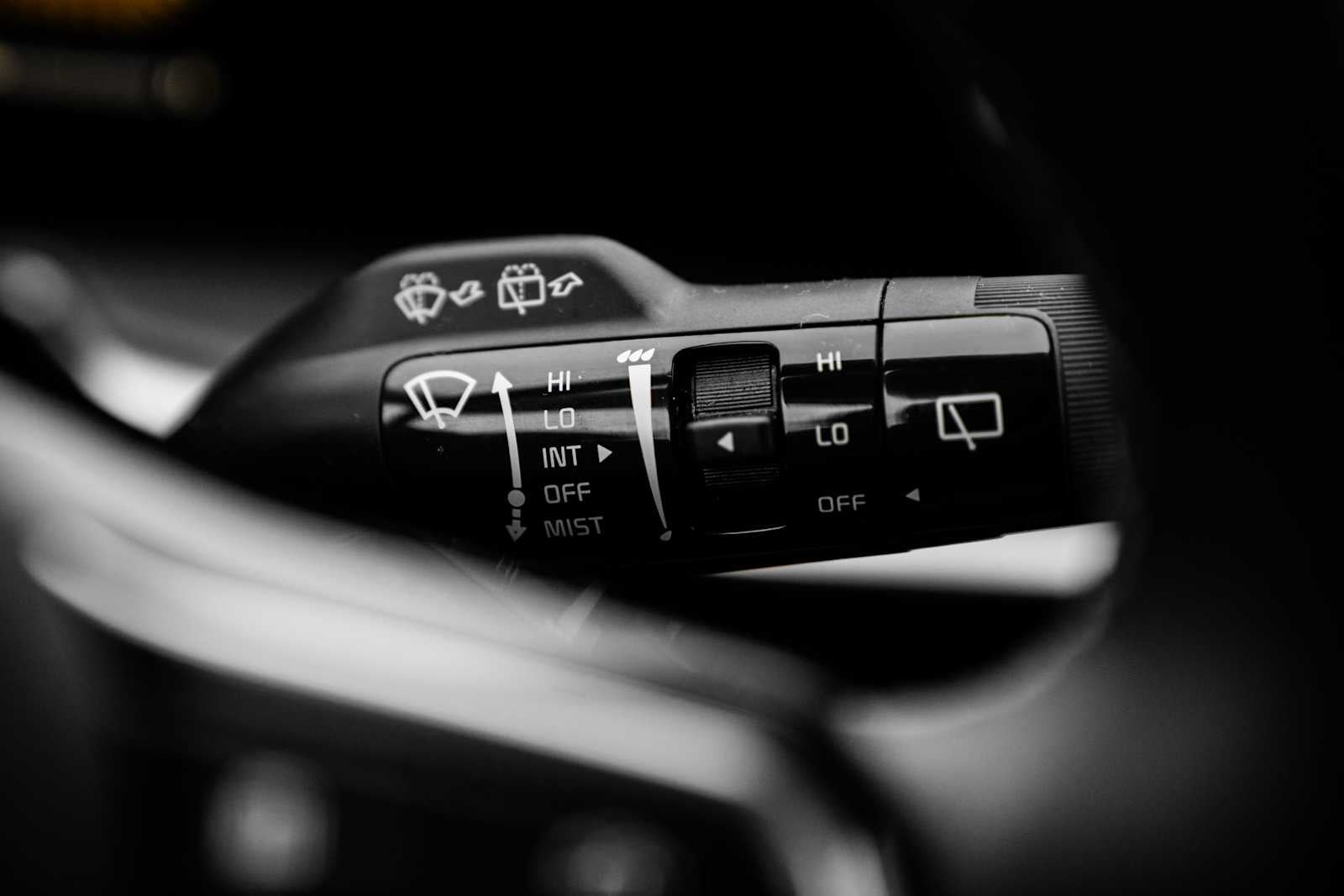 2025 Kia Sorento X-Line EX