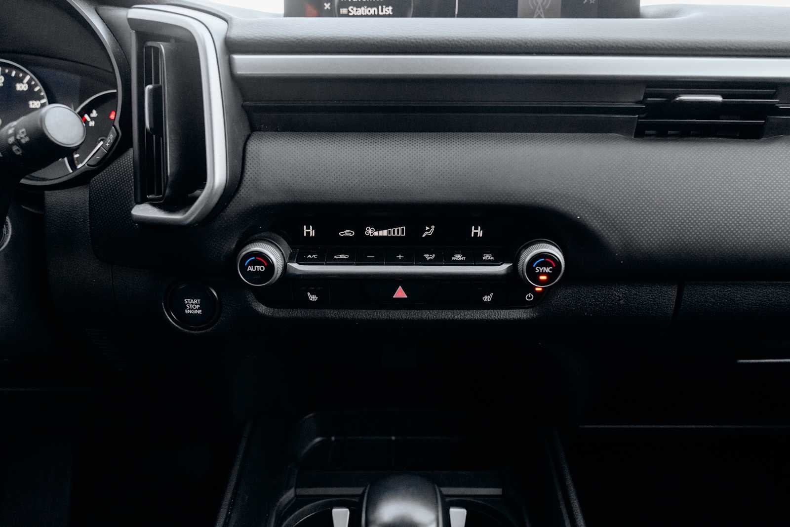 2025 Mazda Mazda CX-50 2.5 S Preferred Package