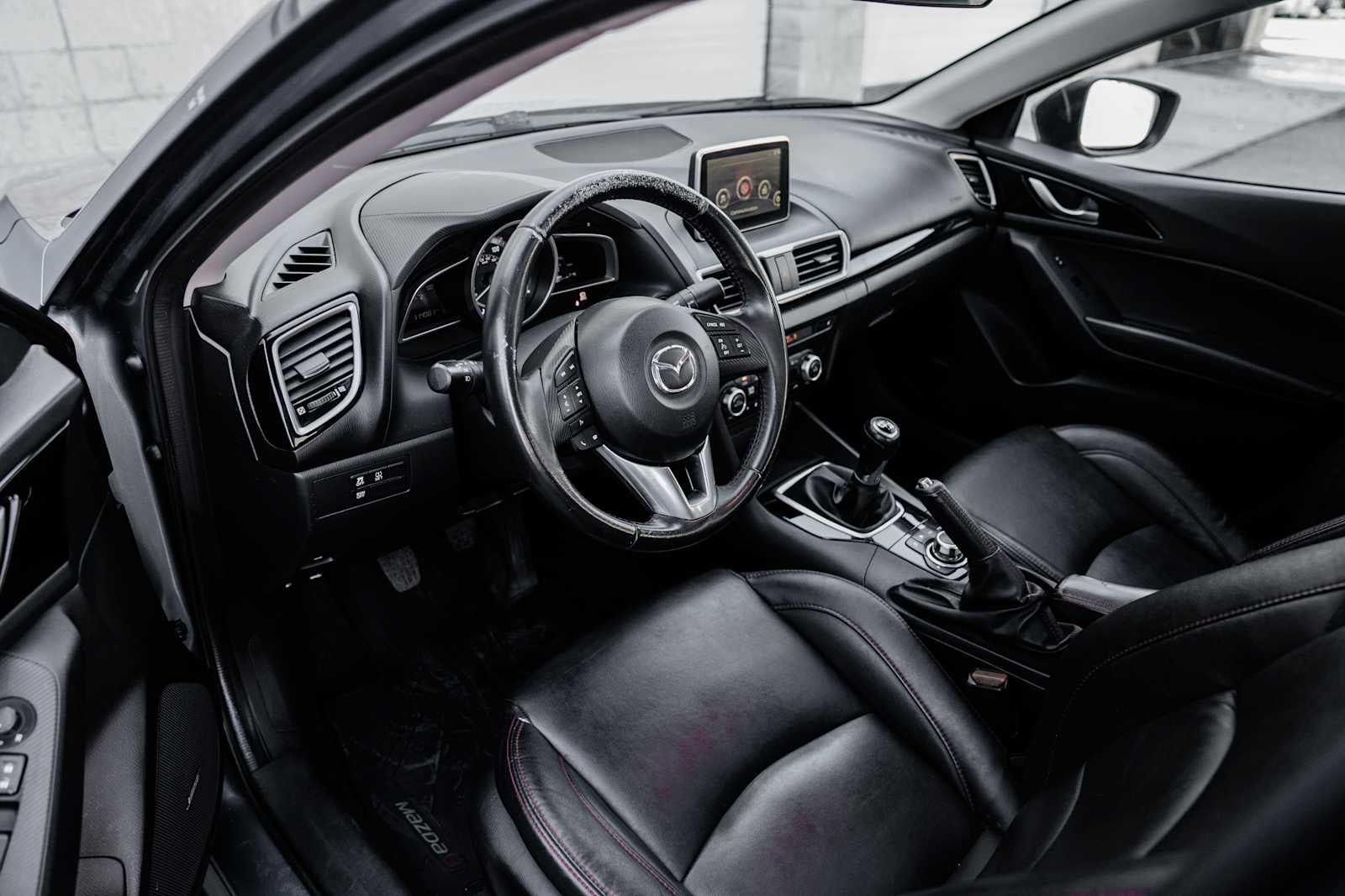 2015 Mazda MAZDA3 i Grand Touring