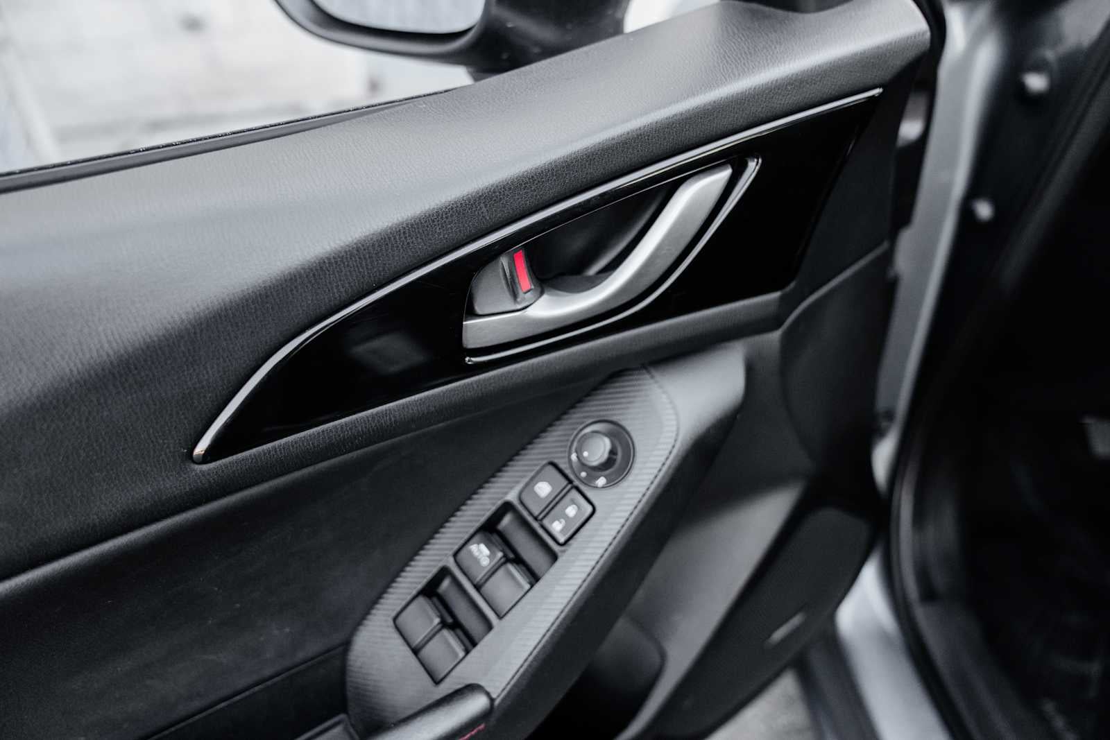 2015 Mazda MAZDA3 i Grand Touring