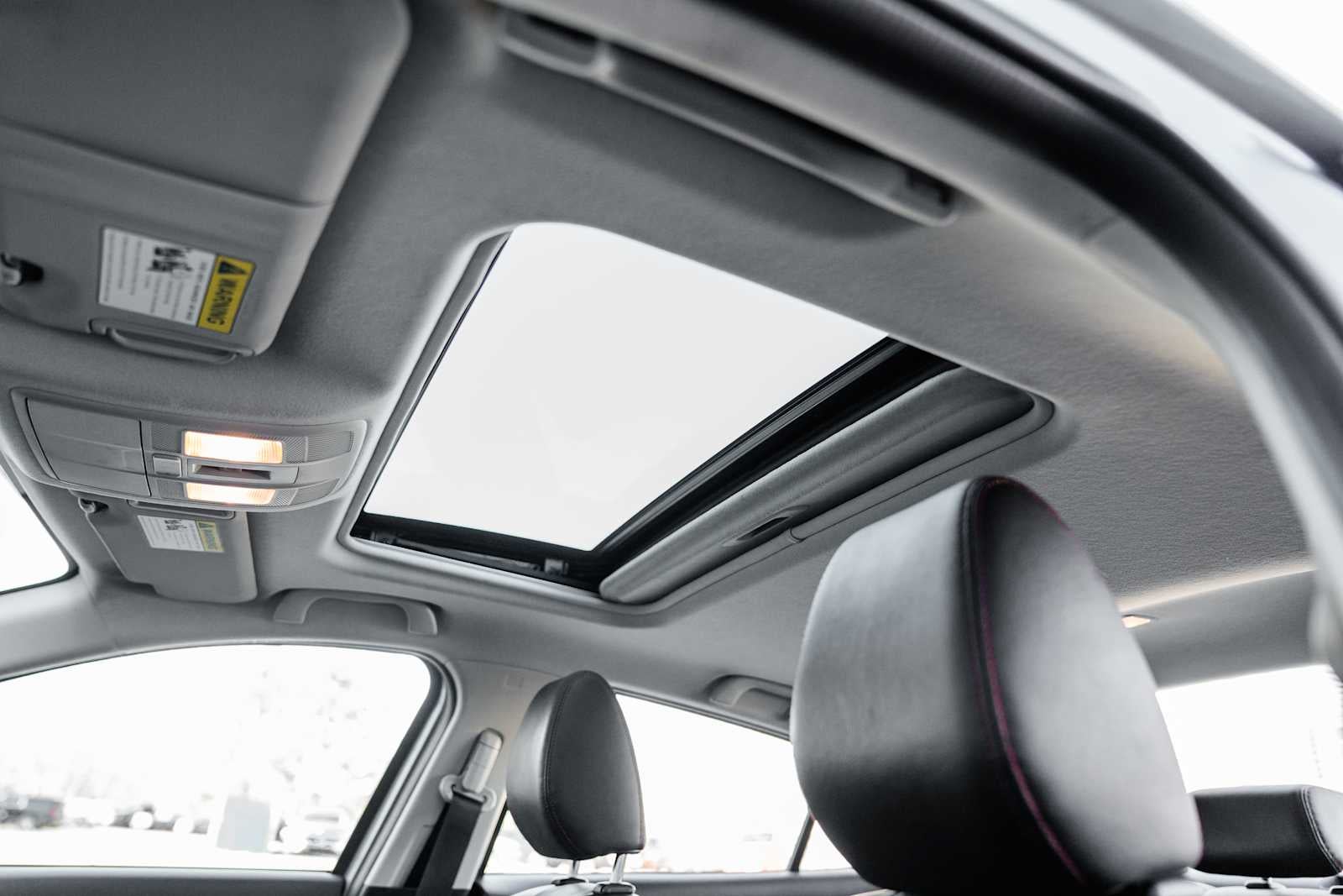 2015 Mazda MAZDA3 i Grand Touring