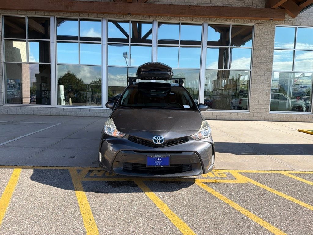 2015 Toyota Prius v Two