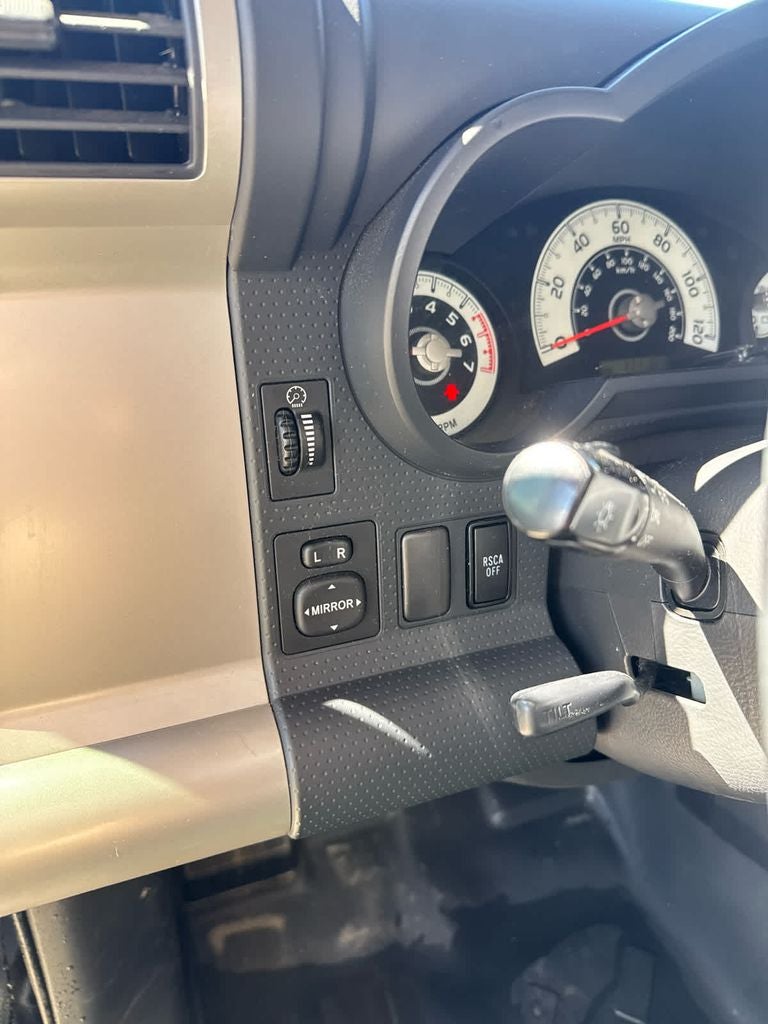 2014 Toyota FJ Cruiser 4WD 4dr Auto (Natl)