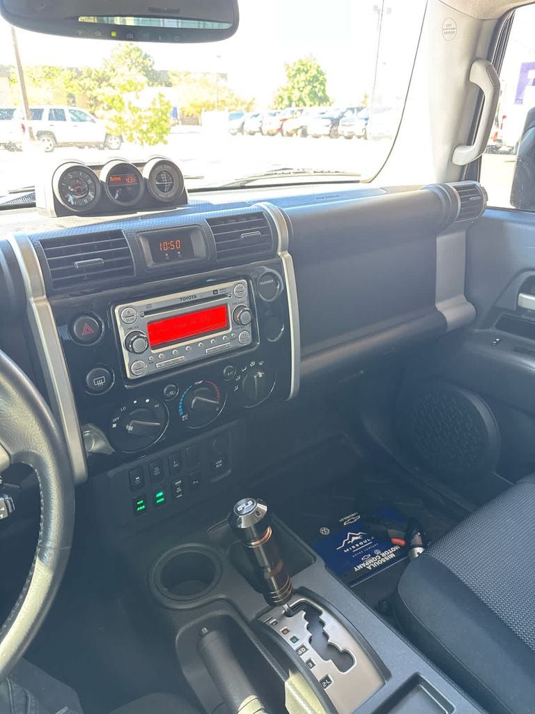 2014 Toyota FJ Cruiser 4WD 4dr Auto (Natl)