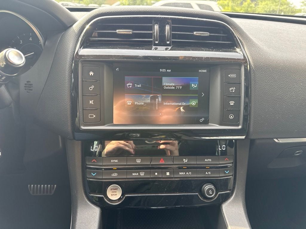 2018 Jaguar F-PACE 30t Premium
