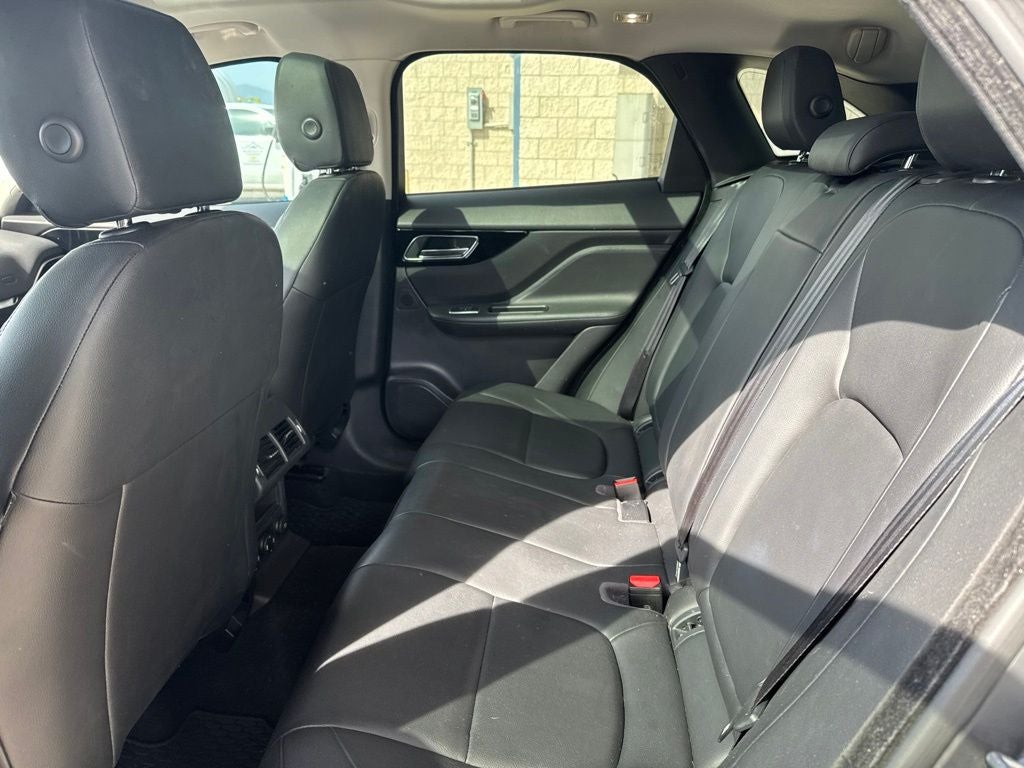 2018 Jaguar F-PACE 30t Premium