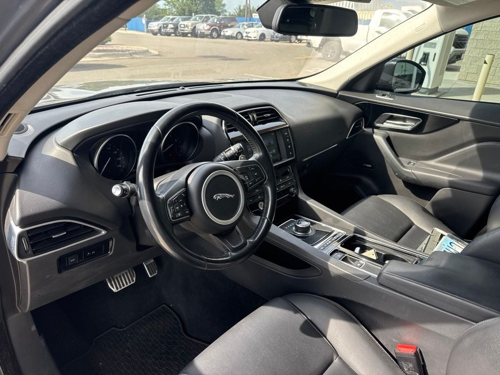 2018 Jaguar F-PACE 30t Premium