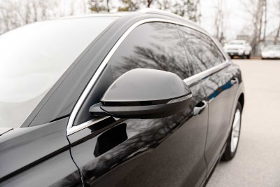 2019 Audi Q8 Premium