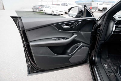 2019 Audi Q8 Premium