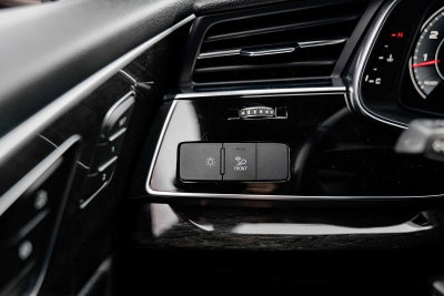 2019 Audi Q8 Premium