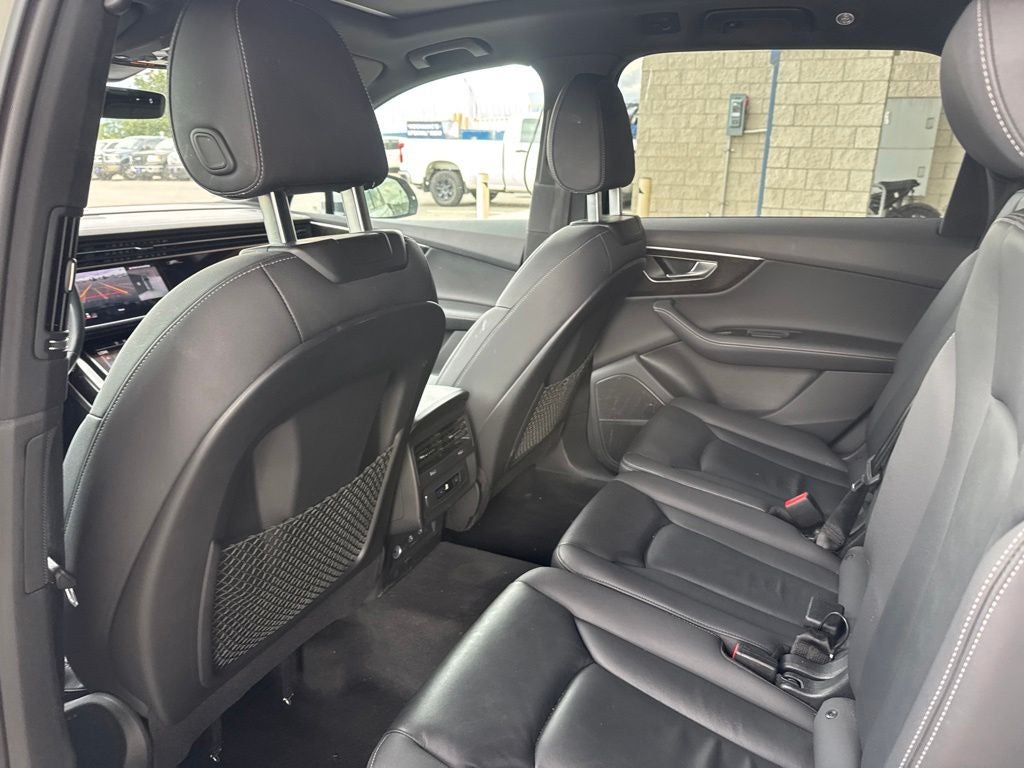 2025 Audi Q7 Premium Plus