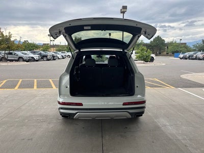 2025 Audi Q7 Premium Plus