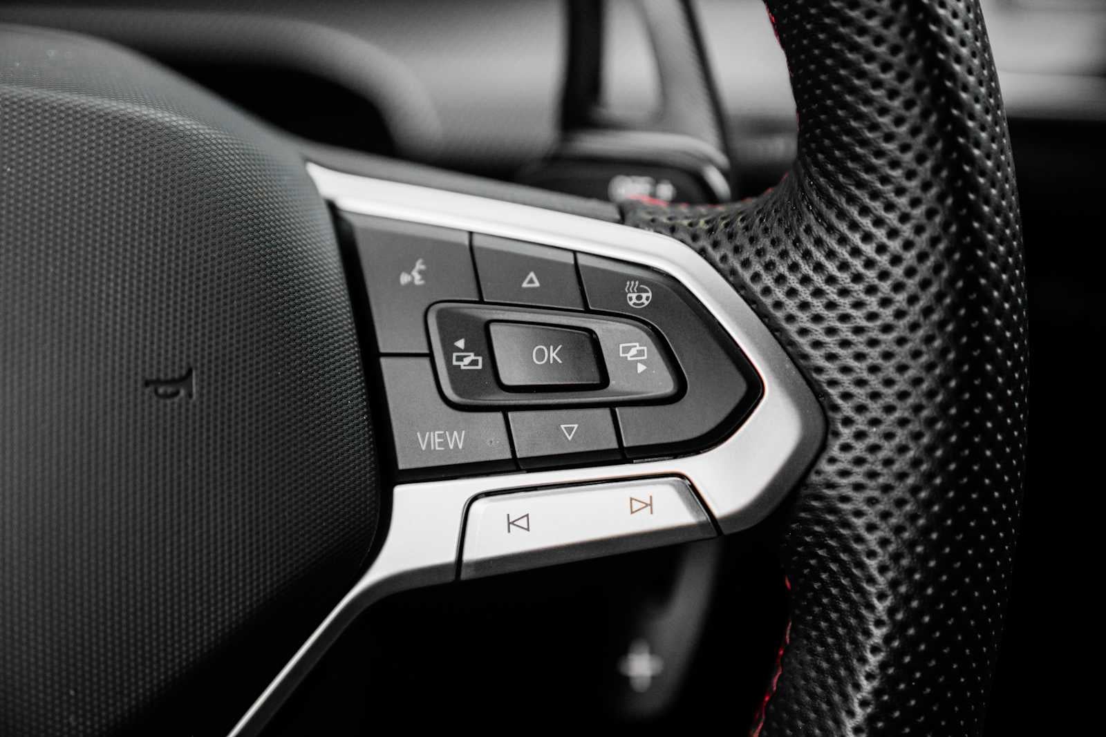 2025 Volkswagen Golf GTI S