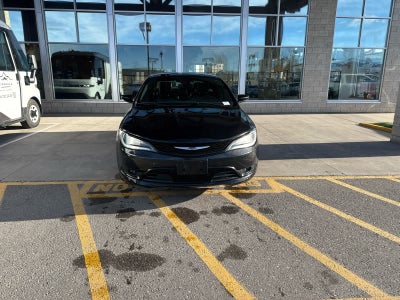 2015 Chrysler 200 S