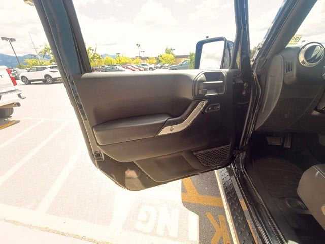 2017 Jeep Wrangler Unlimited Sahara 4x4