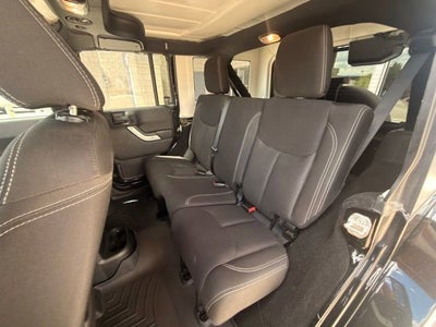2017 Jeep Wrangler Unlimited Sahara 4x4
