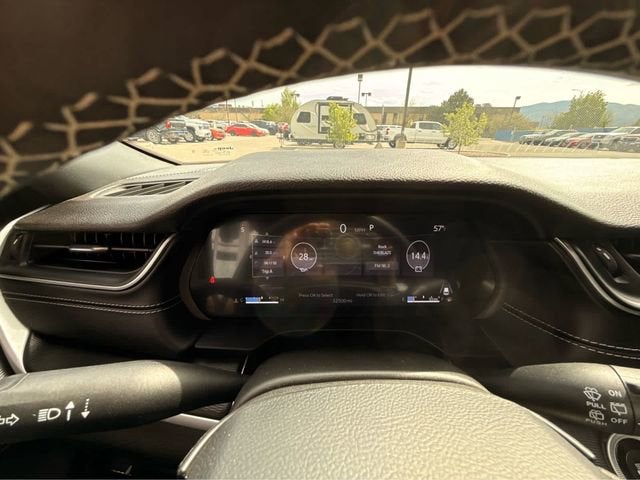 2024 Jeep Grand Cherokee Laredo 4x4