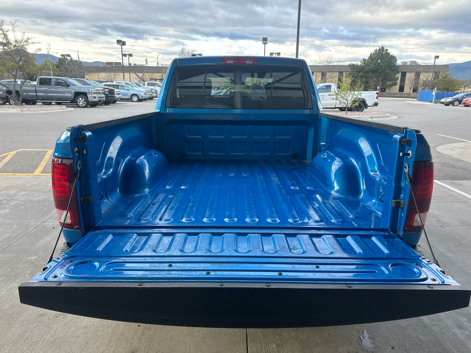 2021 RAM 1500 Classic Warlock Quad Cab 4x4 6'4" Box