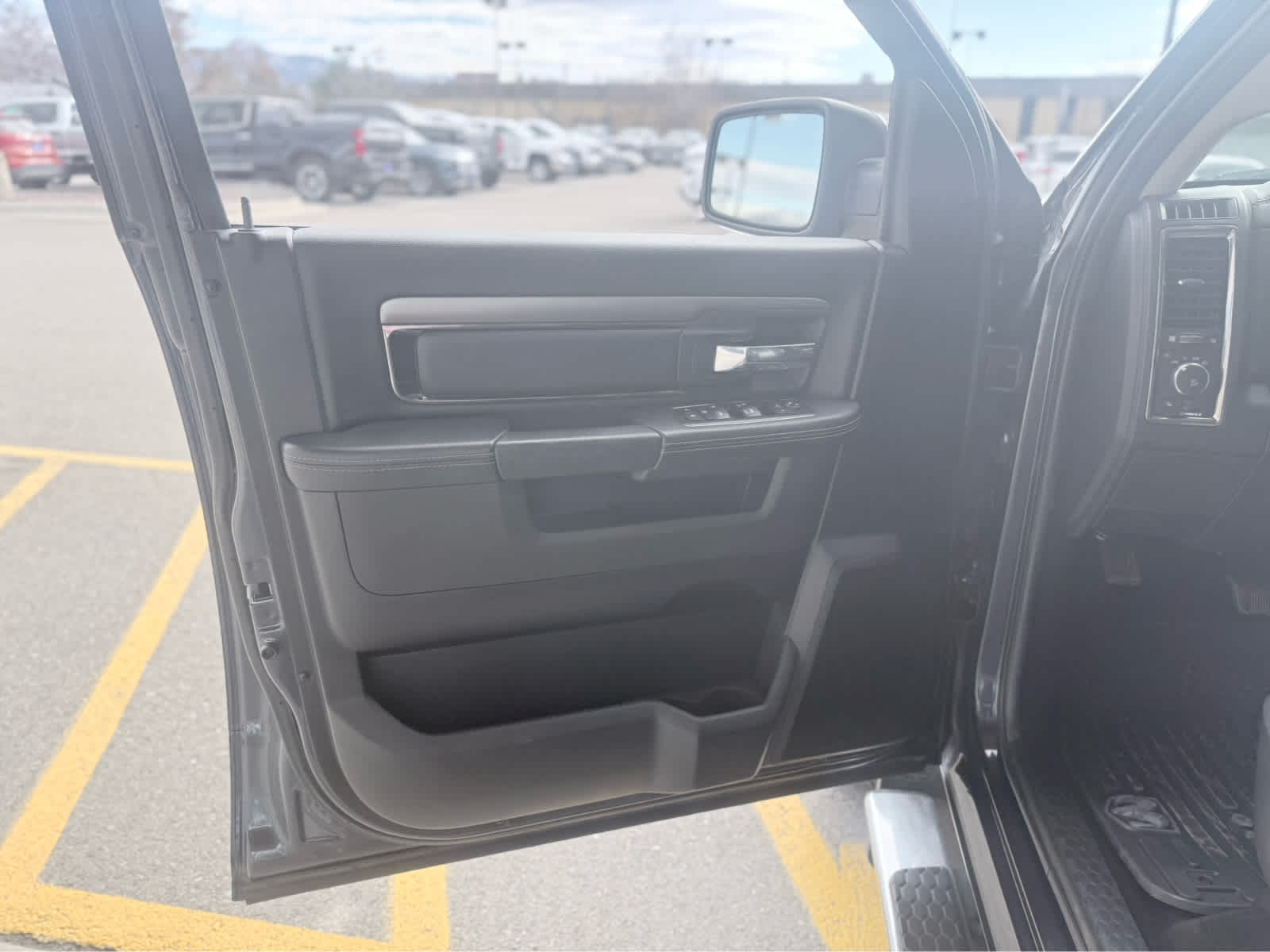 2017 RAM 1500 Sport