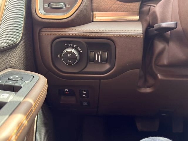 2025 RAM 1500 Limited Longhorn Crew Cab 4x4 5'7" Box