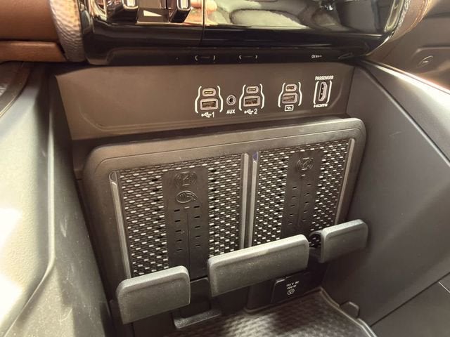 2025 RAM 1500 Limited Longhorn Crew Cab 4x4 5'7" Box