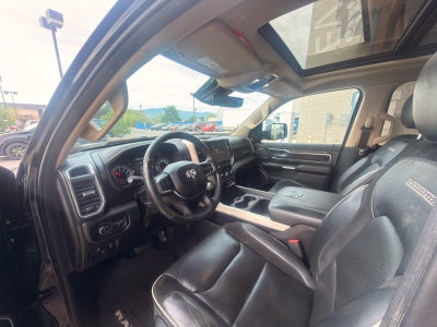 2019 RAM 1500 Laramie Crew Cab 4x4 5'7" Box