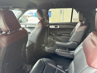 2022 Ford Explorer Platinum