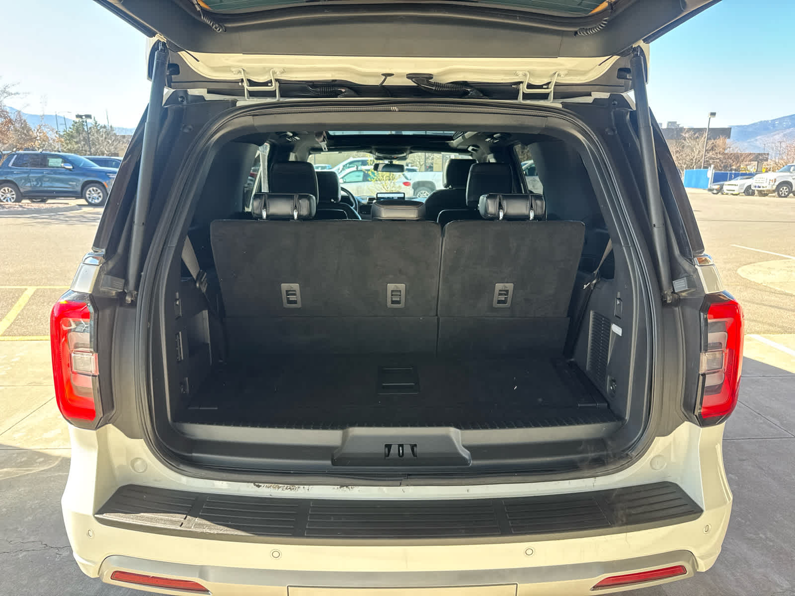 2023 Ford Expedition Platinum