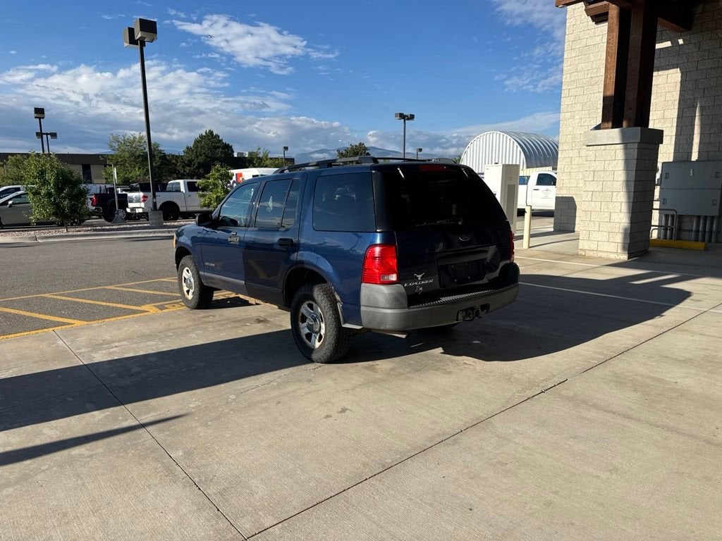 2004 Ford Explorer XLS