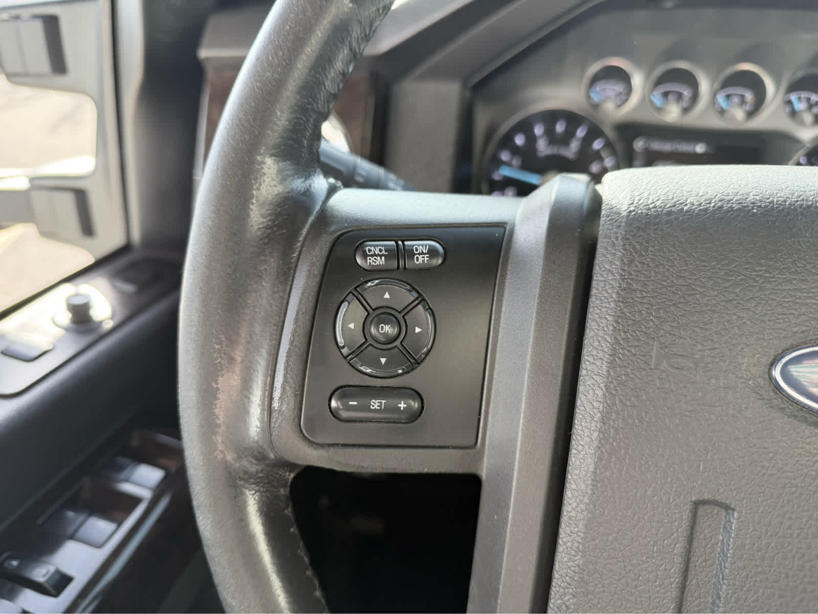 2013 Ford Super Duty F-350 SRW Platinum