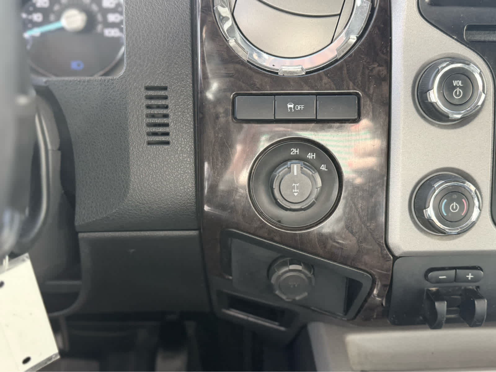 2013 Ford Super Duty F-350 SRW Platinum