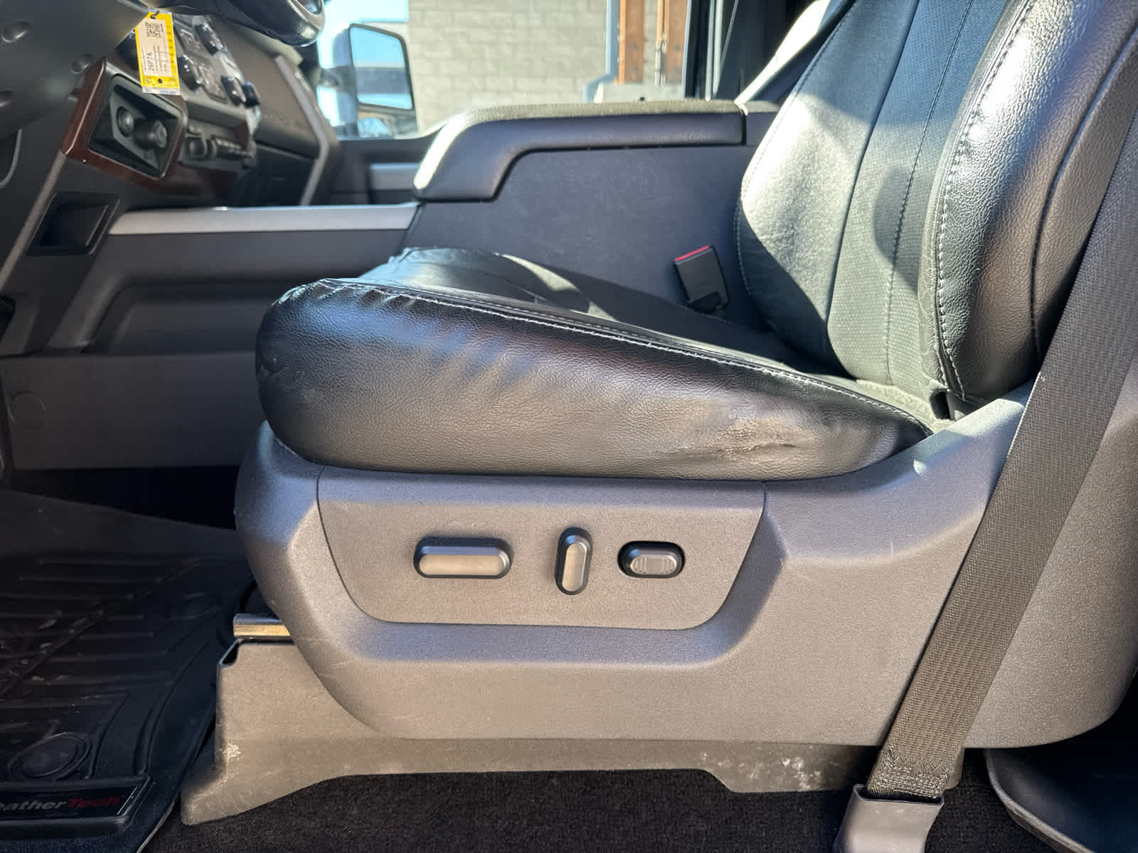 2016 Ford F-350 LARIAT