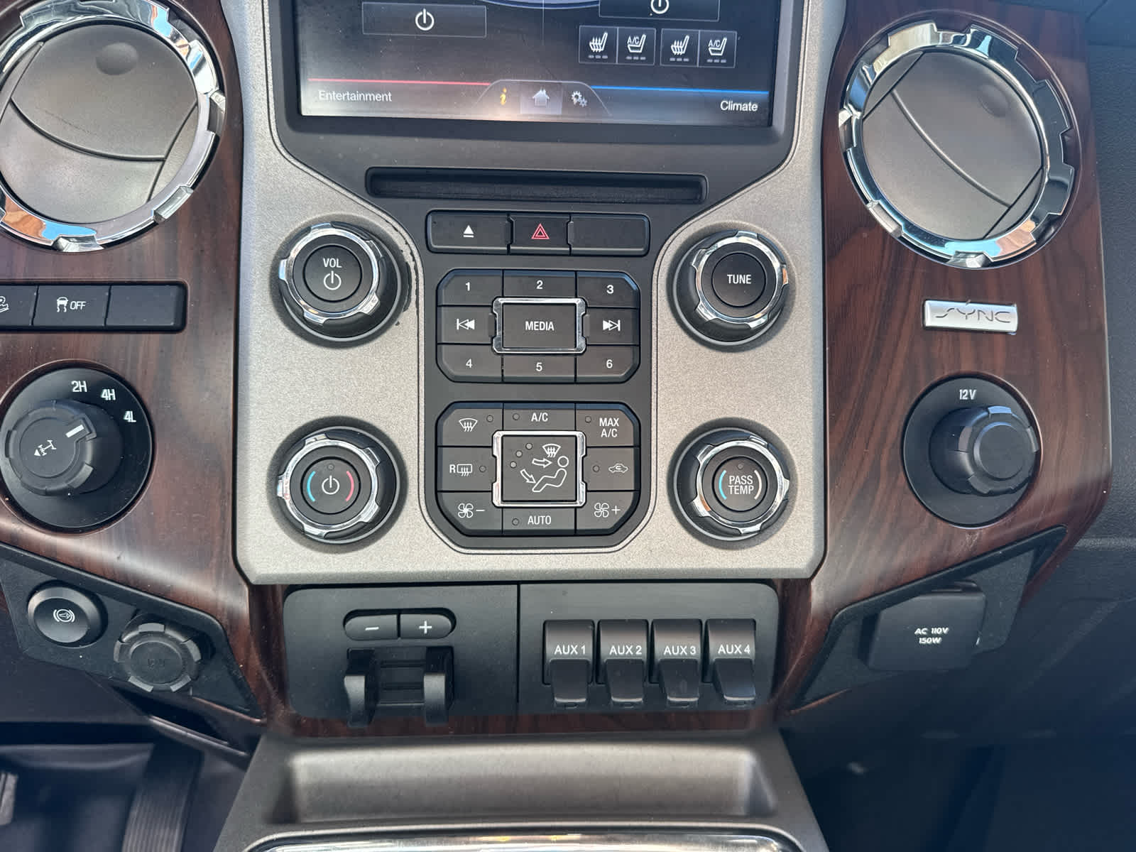 2016 Ford F-350 LARIAT