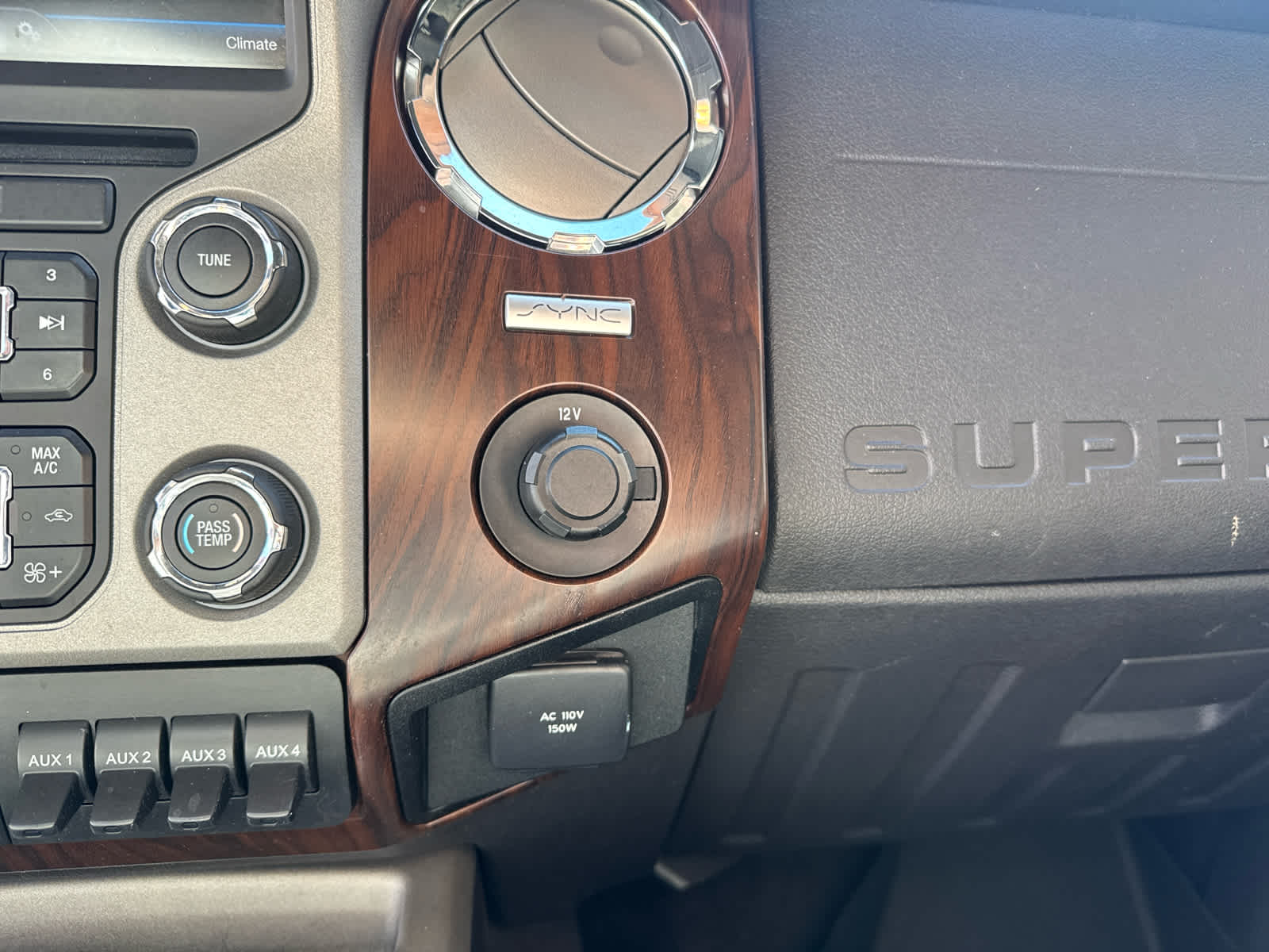 2016 Ford F-350 LARIAT