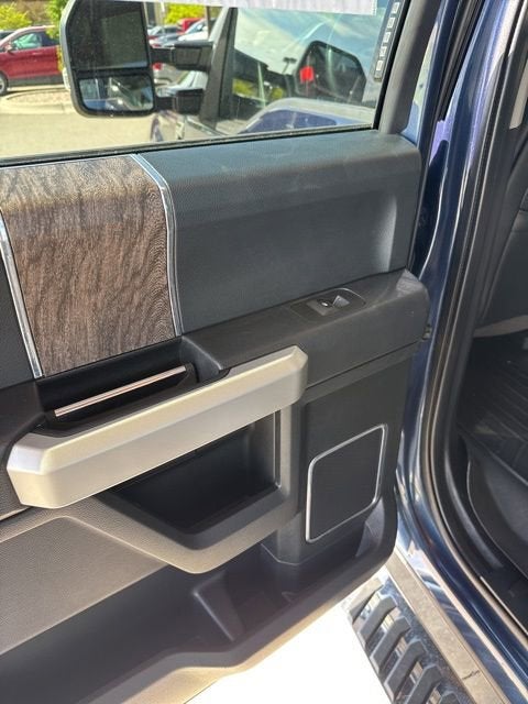 2019 Ford F-350 LARIAT