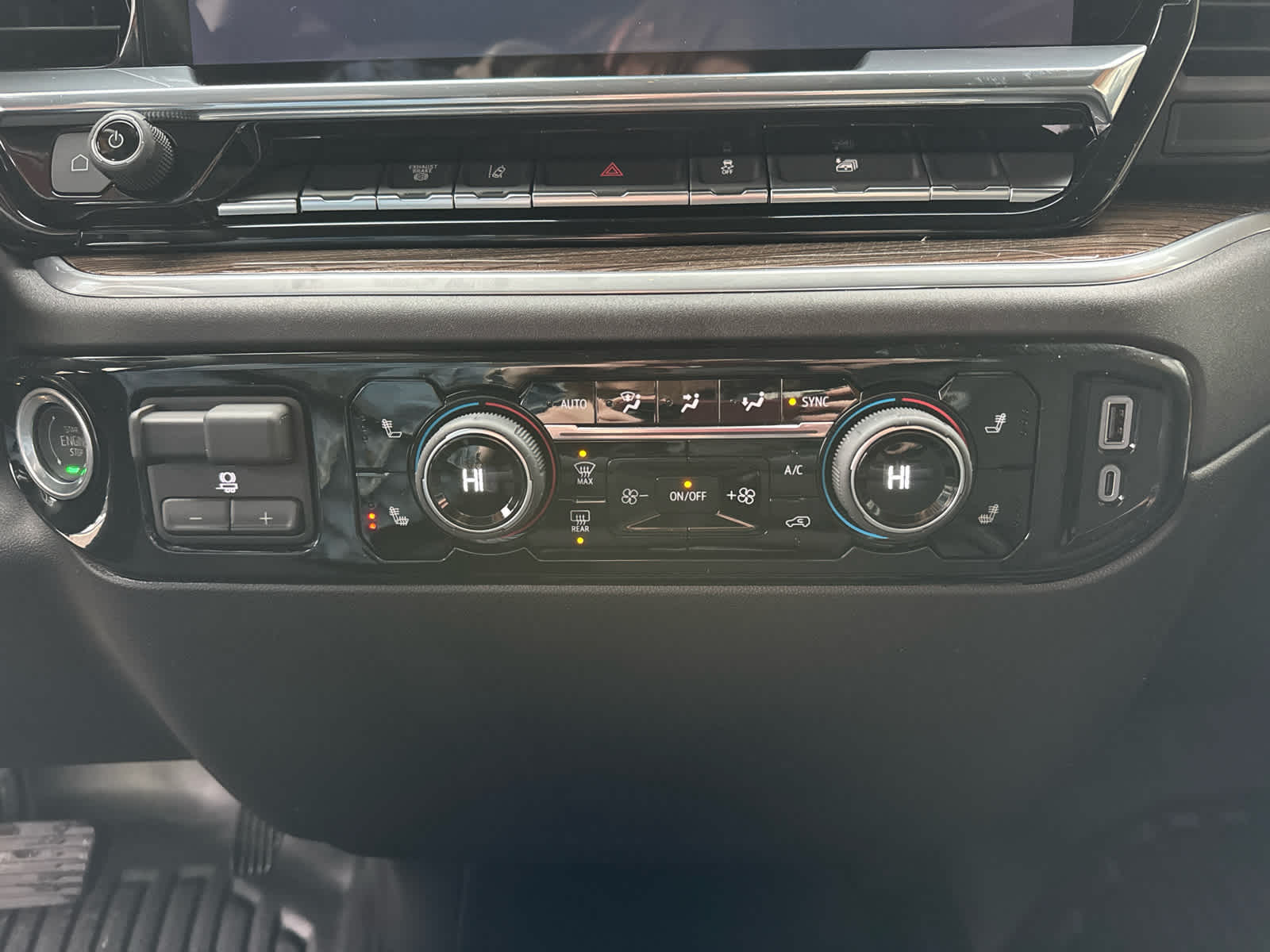 2026 Chevrolet Silverado 3500 HD Chassis Cab LT