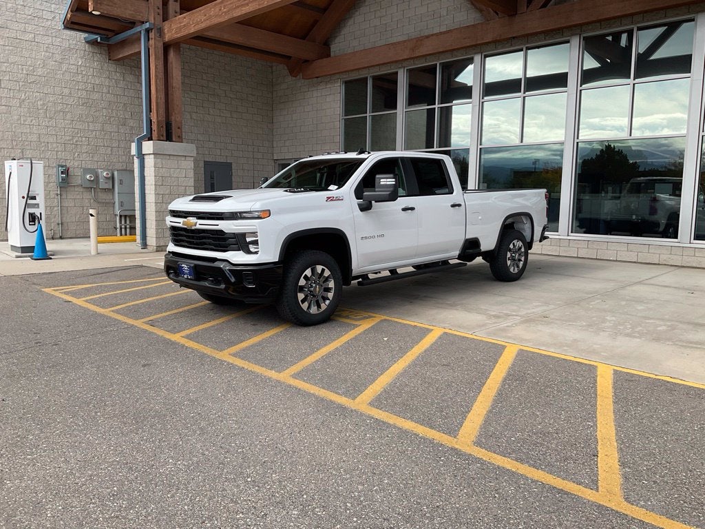 2026 Chevrolet Silverado 2500 HD Custom