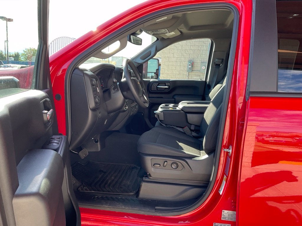 2025 Chevrolet Silverado 2500 HD Custom