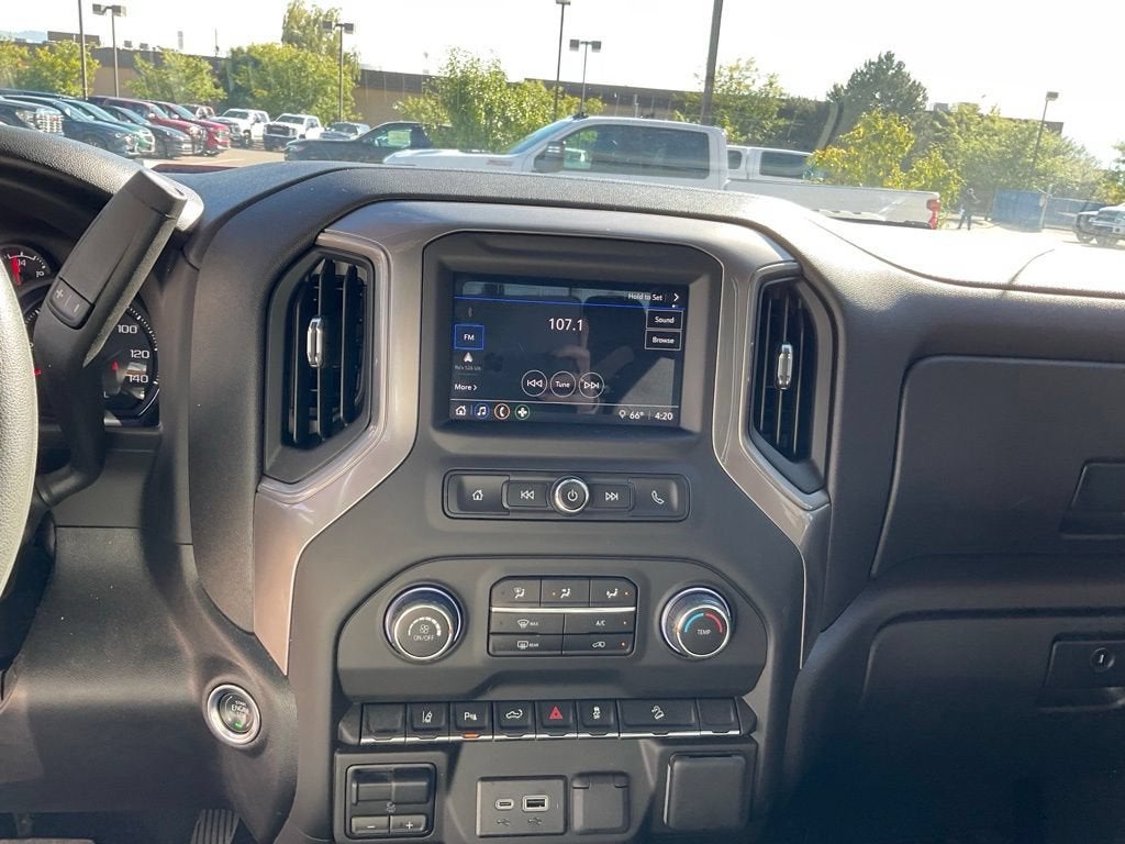 2025 Chevrolet Silverado 2500 HD Custom
