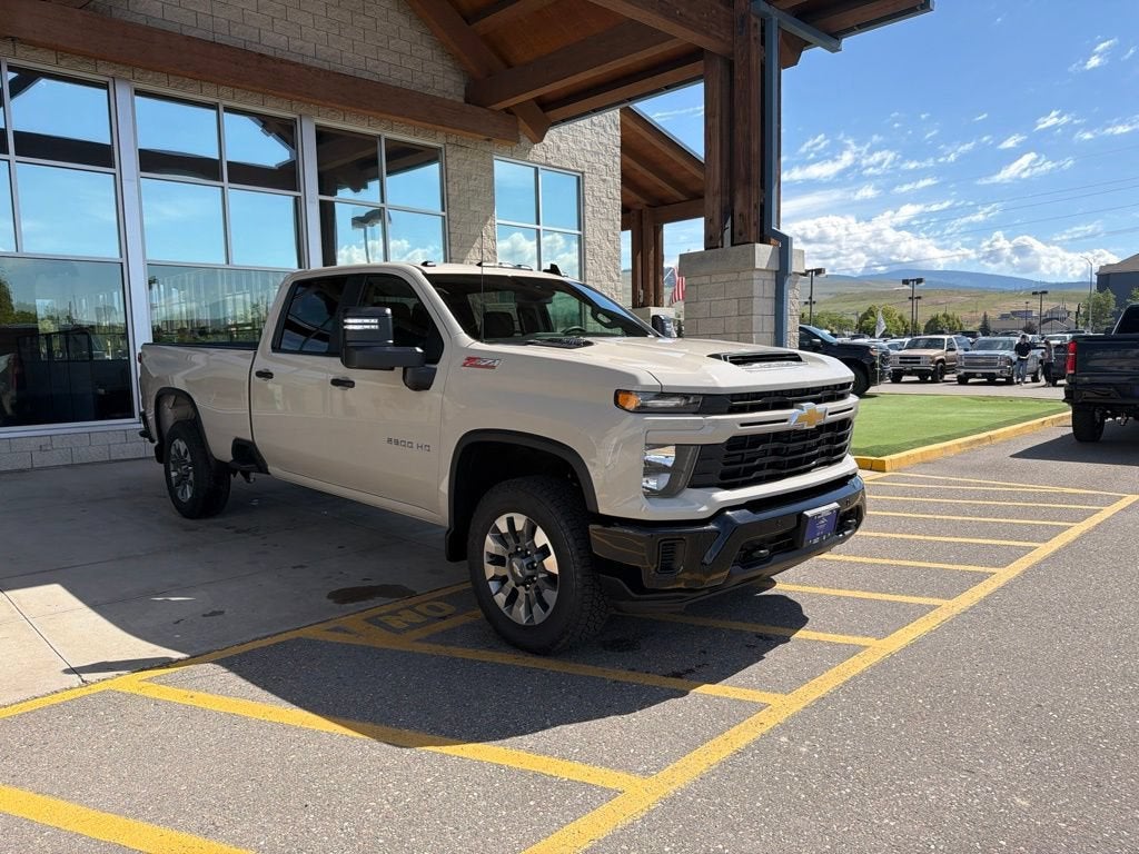 2026 Chevrolet Silverado 2500 HD Custom